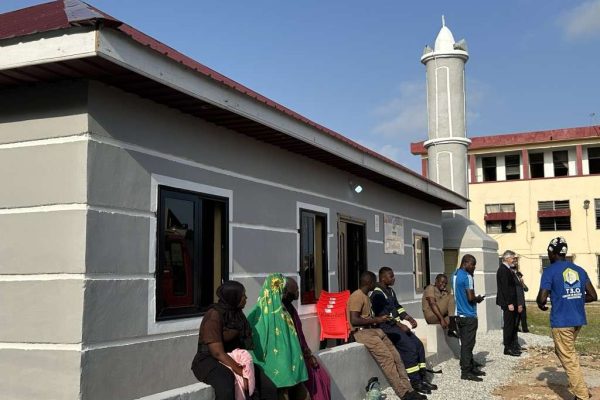 GHCM004 su kuyusu, Türkiye diyanet vakfı, su kuyusu açtırmak, su kuyusu tabela , bir damla hayat su kuyusu, su kuyusu bağışı, temiz su,