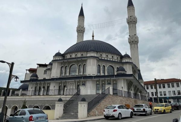 Yozgat Çekerek Camii