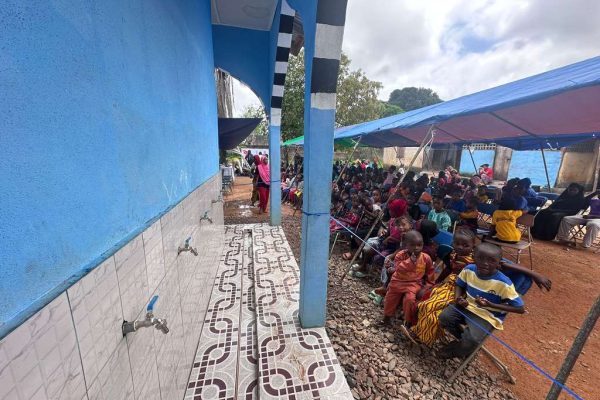 SLSK008 su kuyusu, Türkiye diyanet vakfı, su kuyusu açtırmak, su kuyusu tabela , bir damla hayat su kuyusu, su kuyusu bağışı, temiz su,