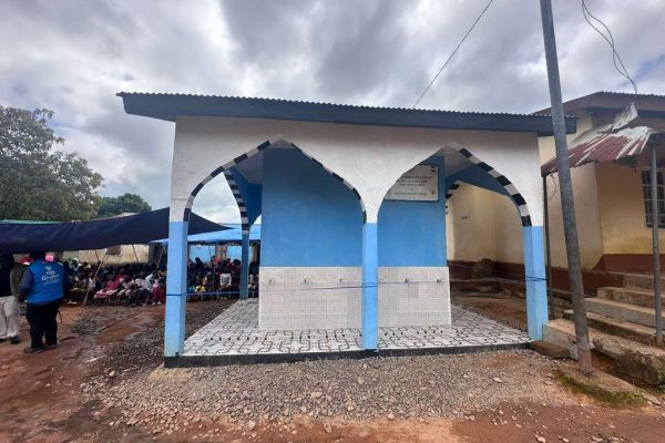 SLSK008 su kuyusu, Türkiye diyanet vakfı, su kuyusu açtırmak, su kuyusu tabela , bir damla hayat su kuyusu, su kuyusu bağışı, temiz su,