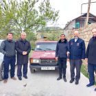 İhsan Açık, depremin simgelerinden olan Azerbaycanlı Server Beşirli’yi ziyaret etti
