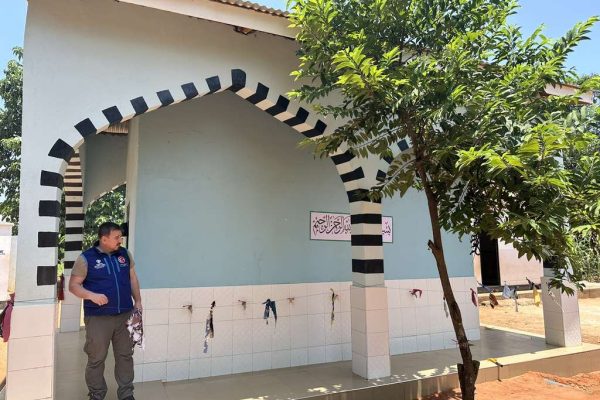 TZSK113 su kuyusu, Türkiye diyanet vakfı, su kuyusu açtırmak, su kuyusu tabela , bir damla hayat su kuyusu, su kuyusu bağışı, temiz su,