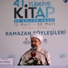 Diyanet İşleri Başkanı Erbaş, İstanbul’da söyleşi ve imza gününe katıldı