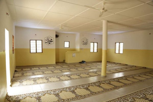 tgcm005-3 TGCM005 su kuyusu, Türkiye diyanet vakfı, su kuyusu açtırmak, su kuyusu tabela , bir damla hayat su kuyusu, su kuyusu bağışı, temiz su,