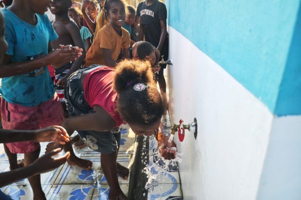 MDSK010 Madagaskar su kuyuyusu