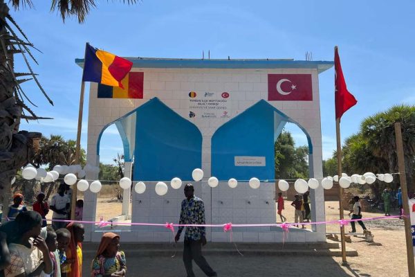 TDSK099 su kuyusu, Türkiye diyanet vakfı, su kuyusu açtırmak, su kuyusu tabela , bir damla hayat su kuyusu, su kuyusu bağışı, temiz su,