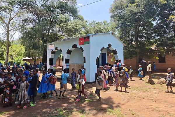 MWSK066 su kuyusu, Türkiye diyanet vakfı, su kuyusu açtırmak, su kuyusu tabela , bir damla hayat su kuyusu, su kuyusu bağışı, temiz su,