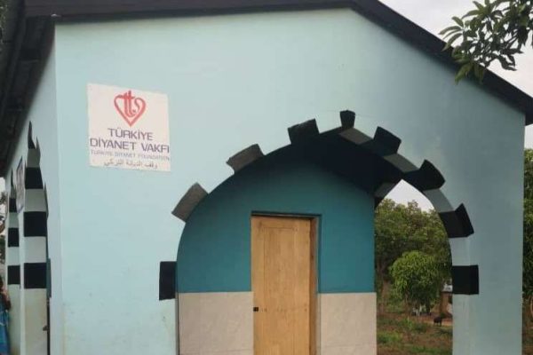 MWSK077 su kuyusu, Türkiye diyanet vakfı, su kuyusu açtırmak, su kuyusu tabela , bir damla hayat su kuyusu, su kuyusu bağışı, temiz su,