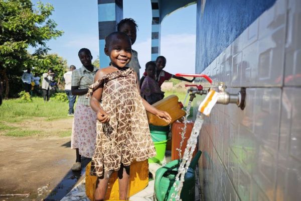 cdsk016 su kuyusu, Türkiye diyanet vakfı, su kuyusu açtırmak, su kuyusu tabela , bir damla hayat su kuyusu, su kuyusu bağışı, temiz su,