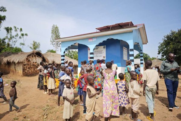 CDSK018 su kuyusu, Türkiye diyanet vakfı, su kuyusu açtırmak, su kuyusu tabela , bir damla hayat su kuyusu, su kuyusu bağışı, temiz su,