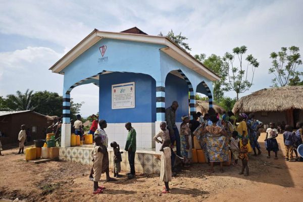 CDSK018 su kuyusu, Türkiye diyanet vakfı, su kuyusu açtırmak, su kuyusu tabela , bir damla hayat su kuyusu, su kuyusu bağışı, temiz su,