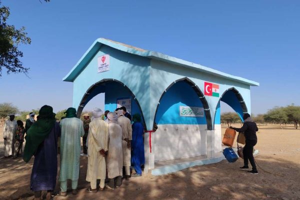 NESK152 su kuyusu, Türkiye diyanet vakfı, su kuyusu açtırmak, su kuyusu tabela , bir damla hayat su kuyusu, su kuyusu bağışı, temiz su,