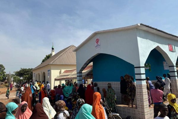 NGSK083 su kuyusu, Türkiye diyanet vakfı, su kuyusu açtırmak, su kuyusu tabela , bir damla hayat su kuyusu, su kuyusu bağışı, temiz su,