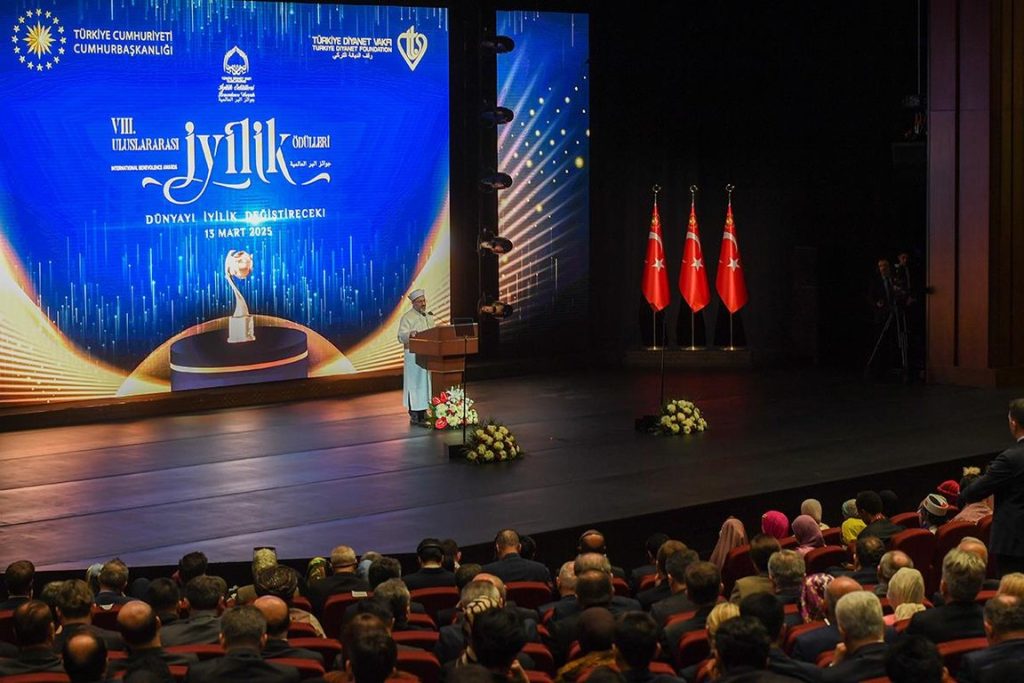 8. Uluslararası İyilik Ödülleri” sahiplerini buldu