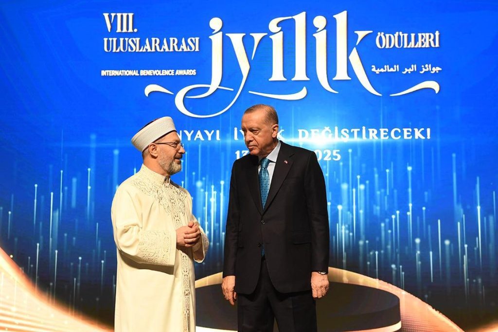 8. Uluslararası İyilik Ödülleri” sahiplerini buldu