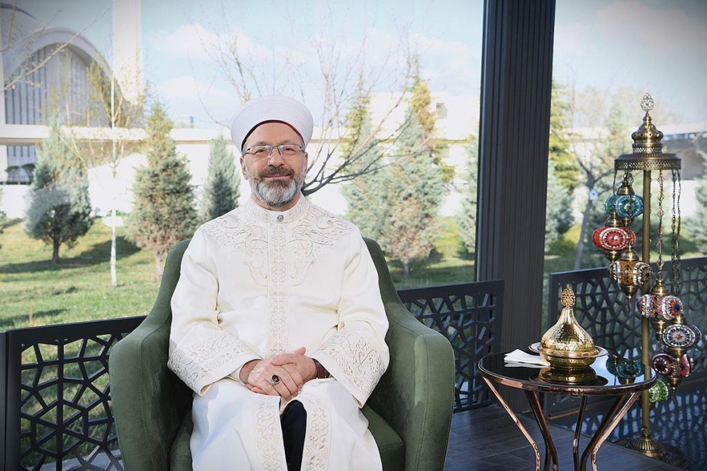 Gazzeli kardeşlerimize bin tırın üzerinde yardım gönderdik ,Gıda, giyim , gazzeli kardeşlerimize yardım göndermeye , gayret ediyoruz,