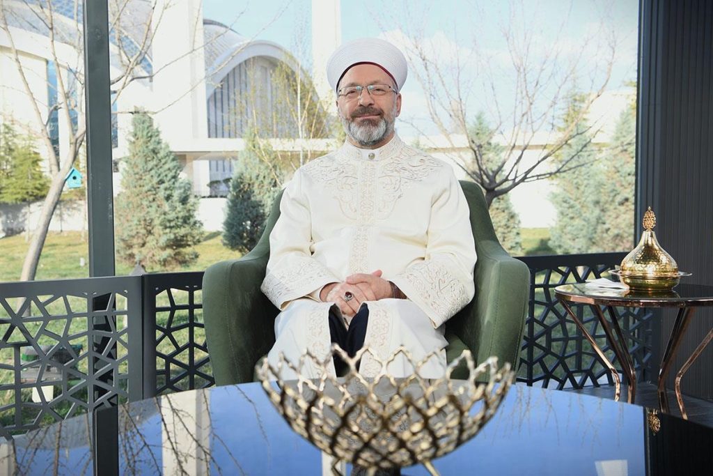 Gazzeli kardeşlerimize bin tırın üzerinde yardım gönderdik ,Gıda, giyim , gazzeli kardeşlerimize yardım göndermeye , gayret ediyoruz,