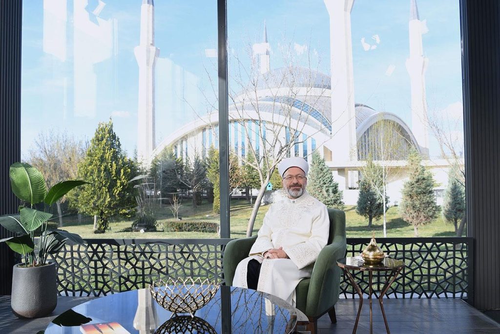 Gazzeli kardeşlerimize bin tırın üzerinde yardım gönderdik ,Gıda, giyim , gazzeli kardeşlerimize yardım göndermeye , gayret ediyoruz,