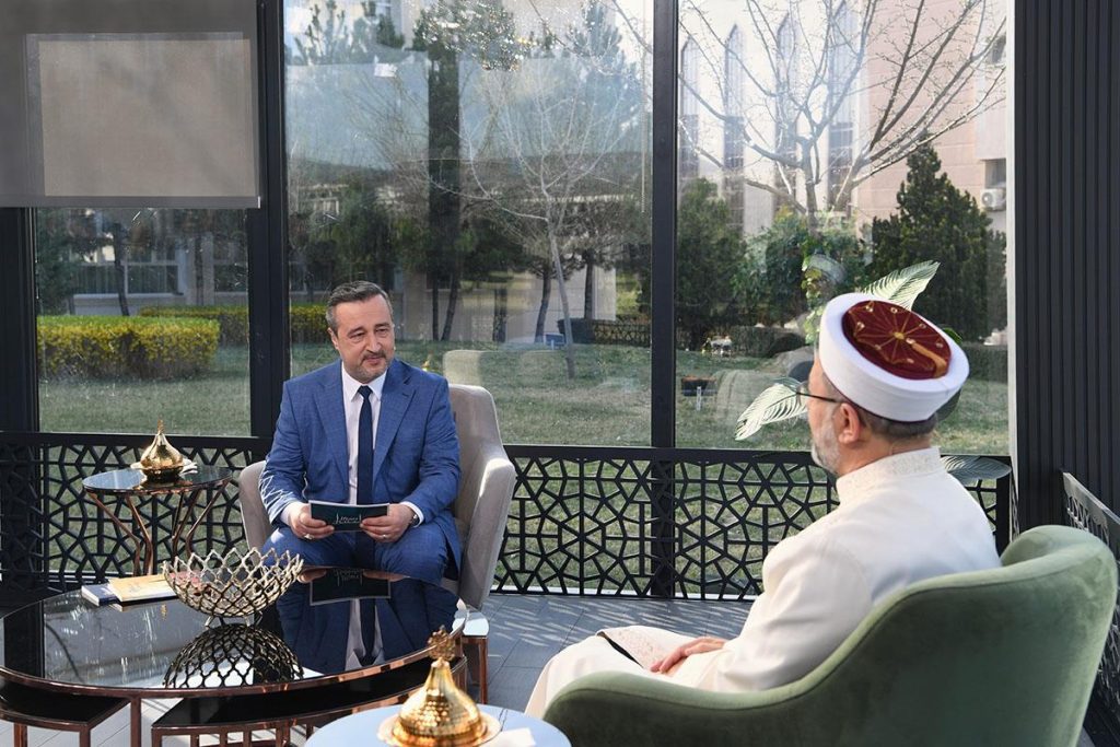 Gazzeli kardeşlerimize bin tırın üzerinde yardım gönderdik ,Gıda, giyim , gazzeli kardeşlerimize yardım göndermeye , gayret ediyoruz,