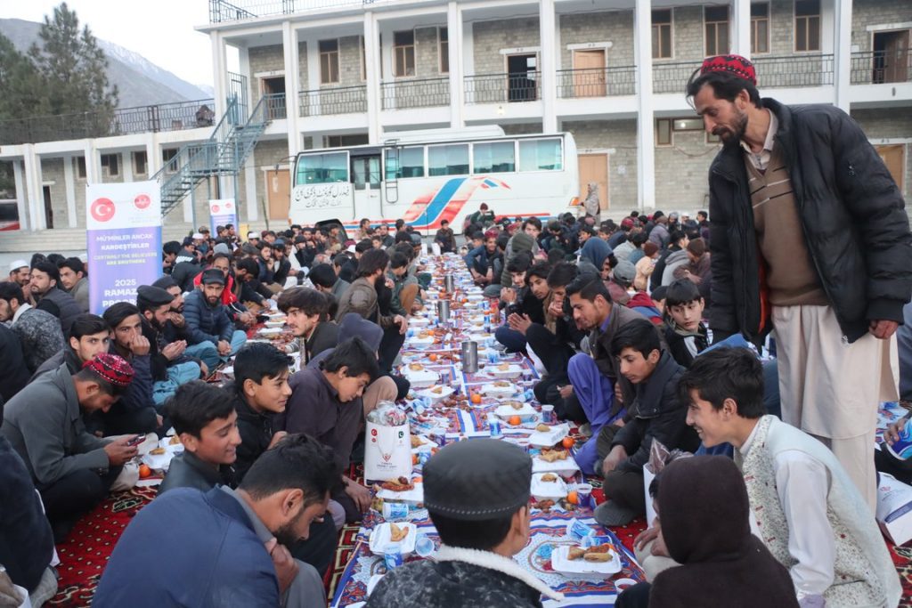 TDV ramazan yardımları kapsamında Pakistan'da 110 bin ihtiyaç sahibine ulaştı