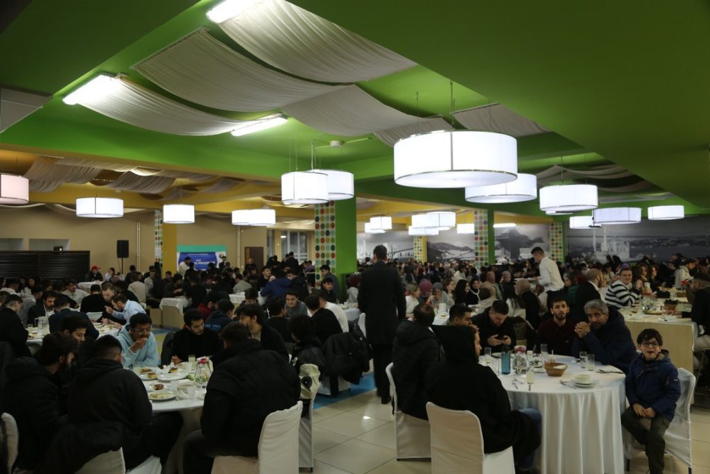 Türkiye Diyanet Vakfı Saraybosna'da iftar programı düzenledi , ramazan , iftar ,