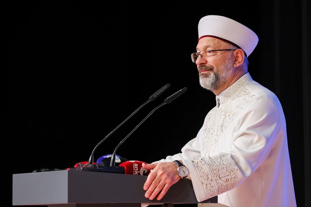 Diyanet İşleri Başkanı Erbaş 2025 yılı vekalet yoluyla kurban kesim bedellerini açıkladı, kurban kesim bedelleri, kurban bağışı, vekaleten kurban, kurban, vacip kurban bağışı