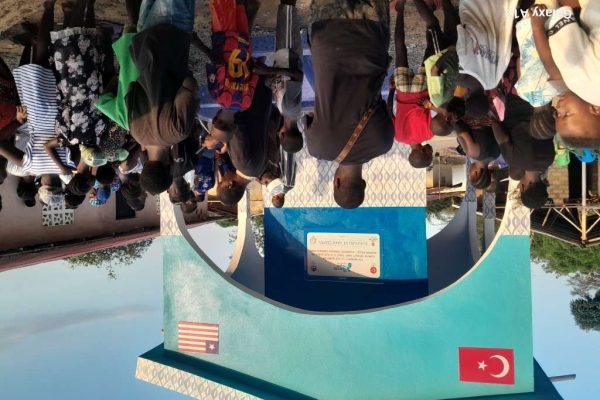 LBSK051 su kuyusu, Türkiye diyanet vakfı, su kuyusu açtırmak, su kuyusu tabela , bir damla hayat su kuyusu, su kuyusu bağışı, temiz su,