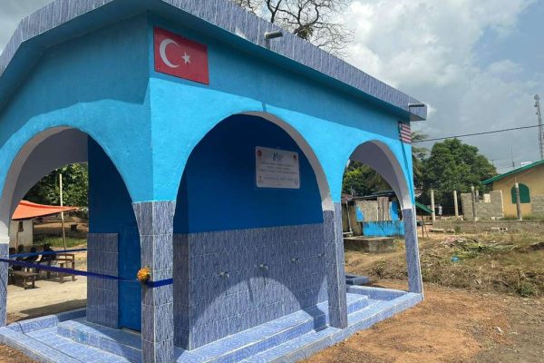 LBSK054 su kuyusu, Türkiye diyanet vakfı, su kuyusu açtırmak, su kuyusu tabela , bir damla hayat su kuyusu, su kuyusu bağışı, temiz su,