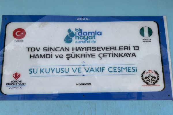 NGSK095 su kuyusu, Türkiye diyanet vakfı, su kuyusu açtırmak, su kuyusu tabela , bir damla hayat su kuyusu, su kuyusu bağışı, temiz su,