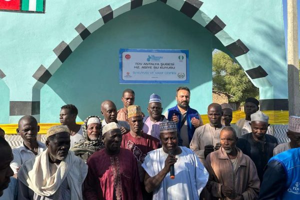 NGSK096 su kuyusu, Türkiye diyanet vakfı, su kuyusu açtırmak, su kuyusu tabela , bir damla hayat su kuyusu, su kuyusu bağışı, temiz su,