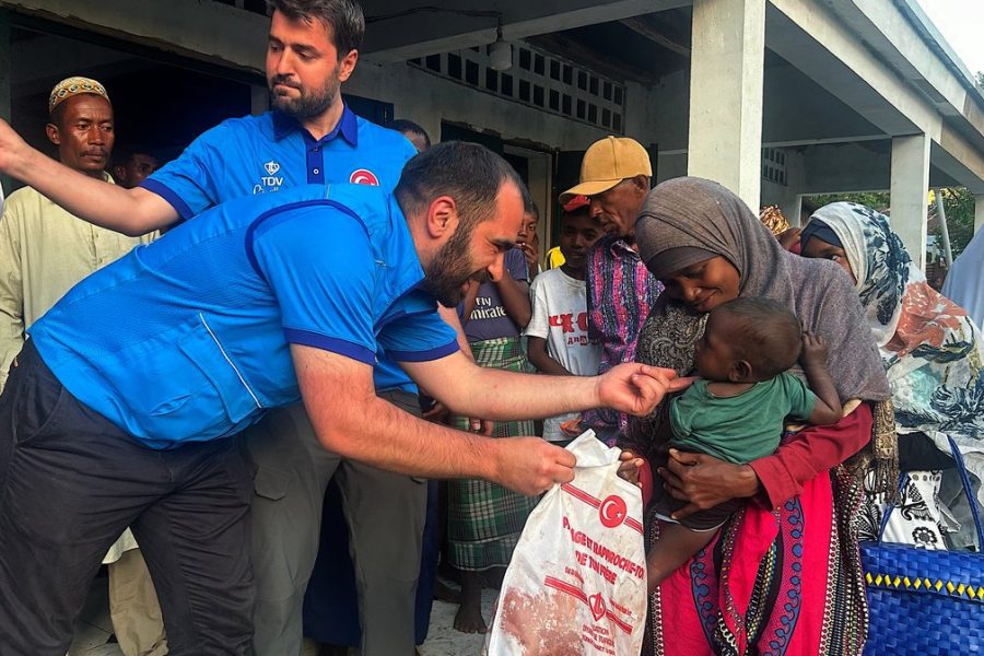 kurban , kurban bağışı, kurban eti dağıtımı, TDV Madagaskar'da 4 bin 900 hisse kurban etini ihtiyaç sahiplerine ulaştırıyor