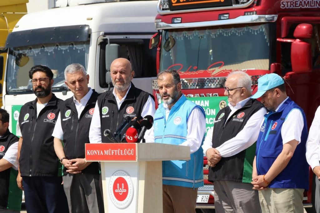 Konya müftülüğü, yardım tırı, depremzede çiftler için yardım, Türkiye diyanet vakfı, toplu nikah töreni, aile, aile yılı ,