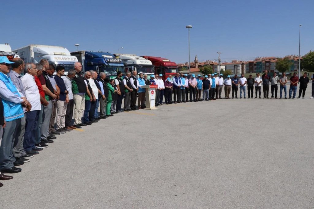 Konya müftülüğü, yardım tırı, depremzede çiftler için yardım, Türkiye diyanet vakfı, toplu nikah töreni, aile, aile yılı ,