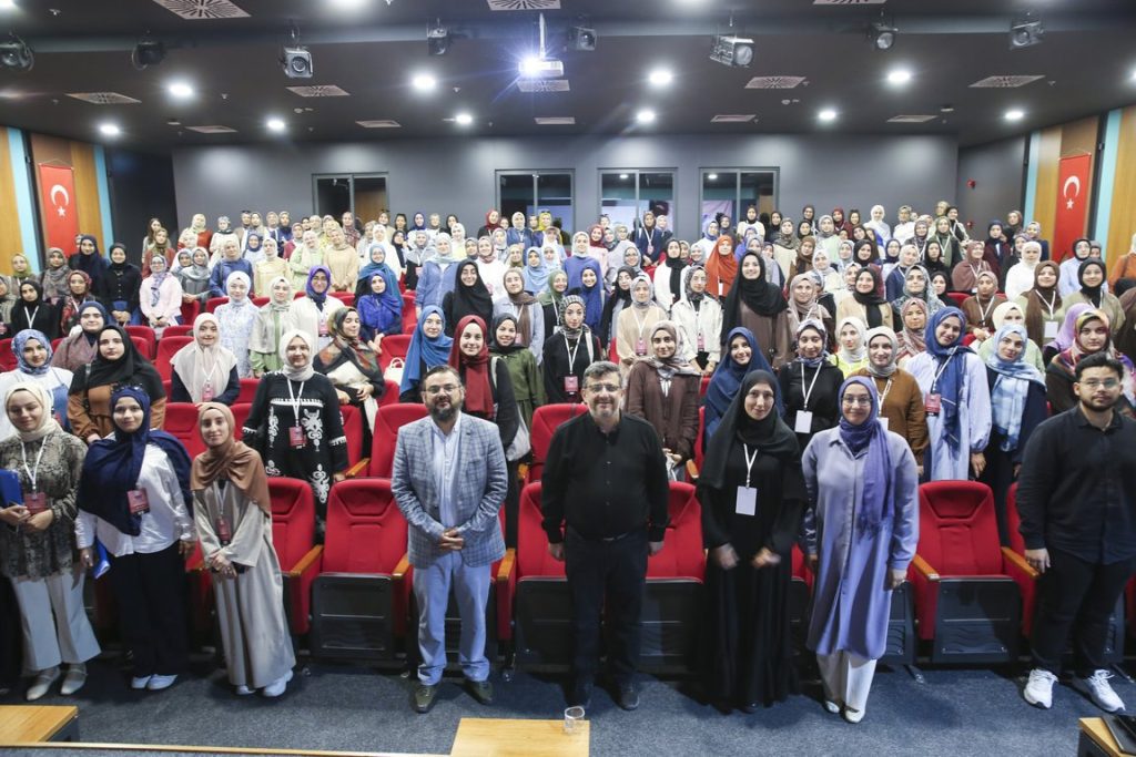 fıtrata uygun yaşamak, seminer, tdv, türkiye diyanet vakfı, yaz kampı,