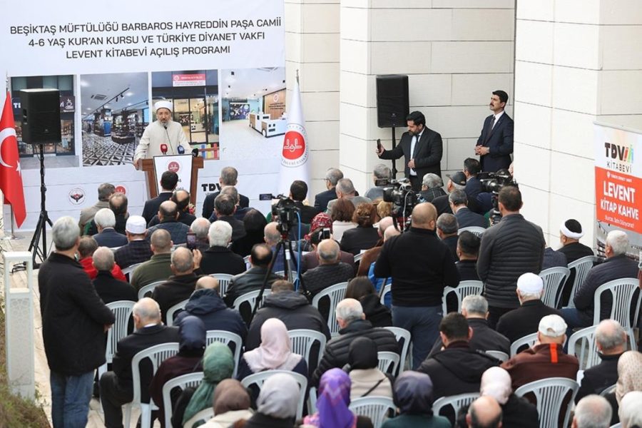 Gelecek nesillerimizi inancımızın değerleriyle yetiştirmenin güzelliğini yaşıyoruz