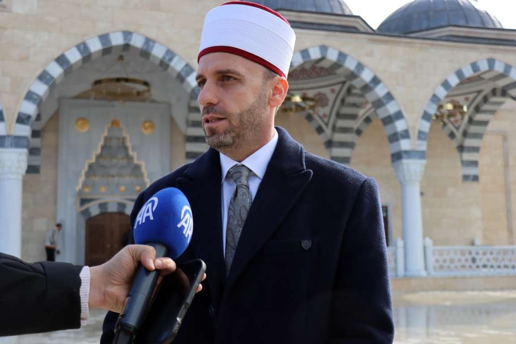 Türkiye'nin destekleriyle inşa edilen Üsküp Camisi'ndeki çalışmalarda sona yaklaşılıyor