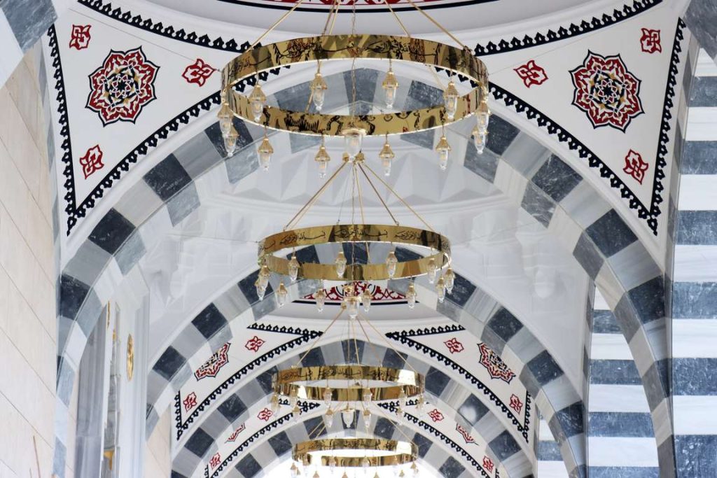 Türkiye'nin destekleriyle inşa edilen Üsküp Camisi'ndeki çalışmalarda sona yaklaşılıyor