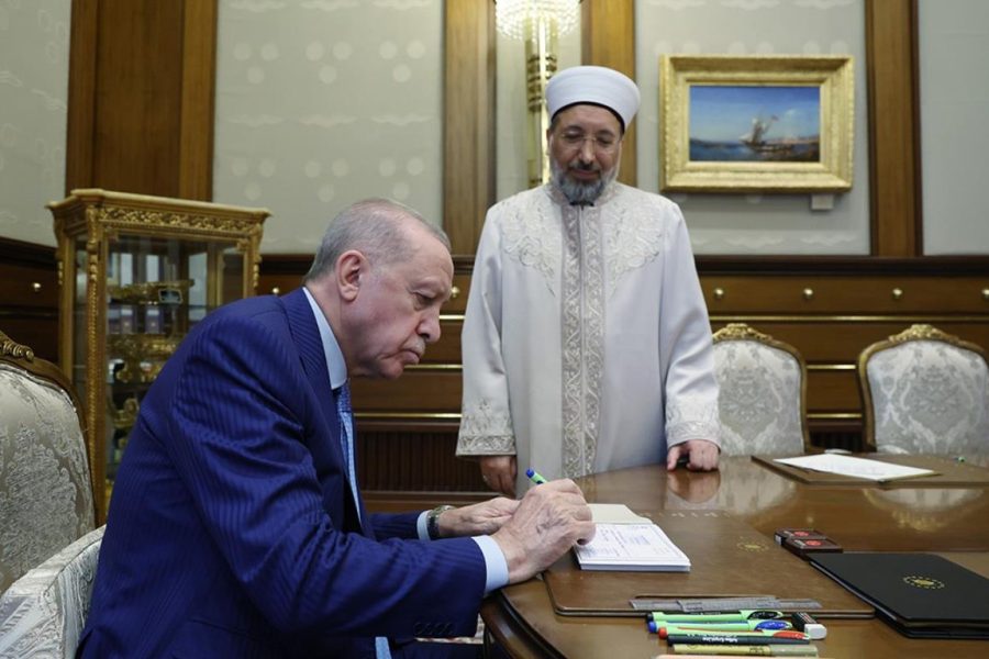 cumhurbaskanimiz-erdogan-kurban-vekletini-turkiye-diyanet-vakfina-verdi,kurban, vekaleten kurban, kurban 2026