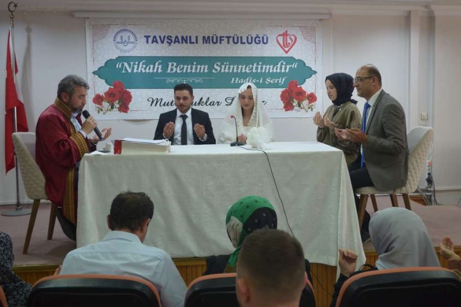 TDV'nin "İki İnsan Bir Hayat" projesiyle bir yuva daha kuruldu , iki insan bir hayat, çeyiz yardımı