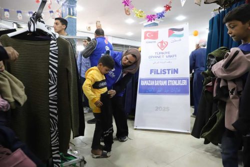 tdv-gazzeye-34-9-milyon-dolarlik-insani-yardim-ulastirdi-5